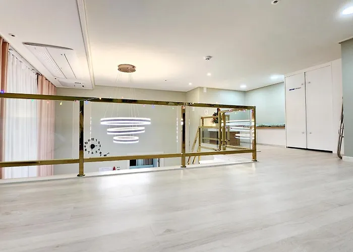 아파트 Hongik Sinchon Sirince 서울특별시